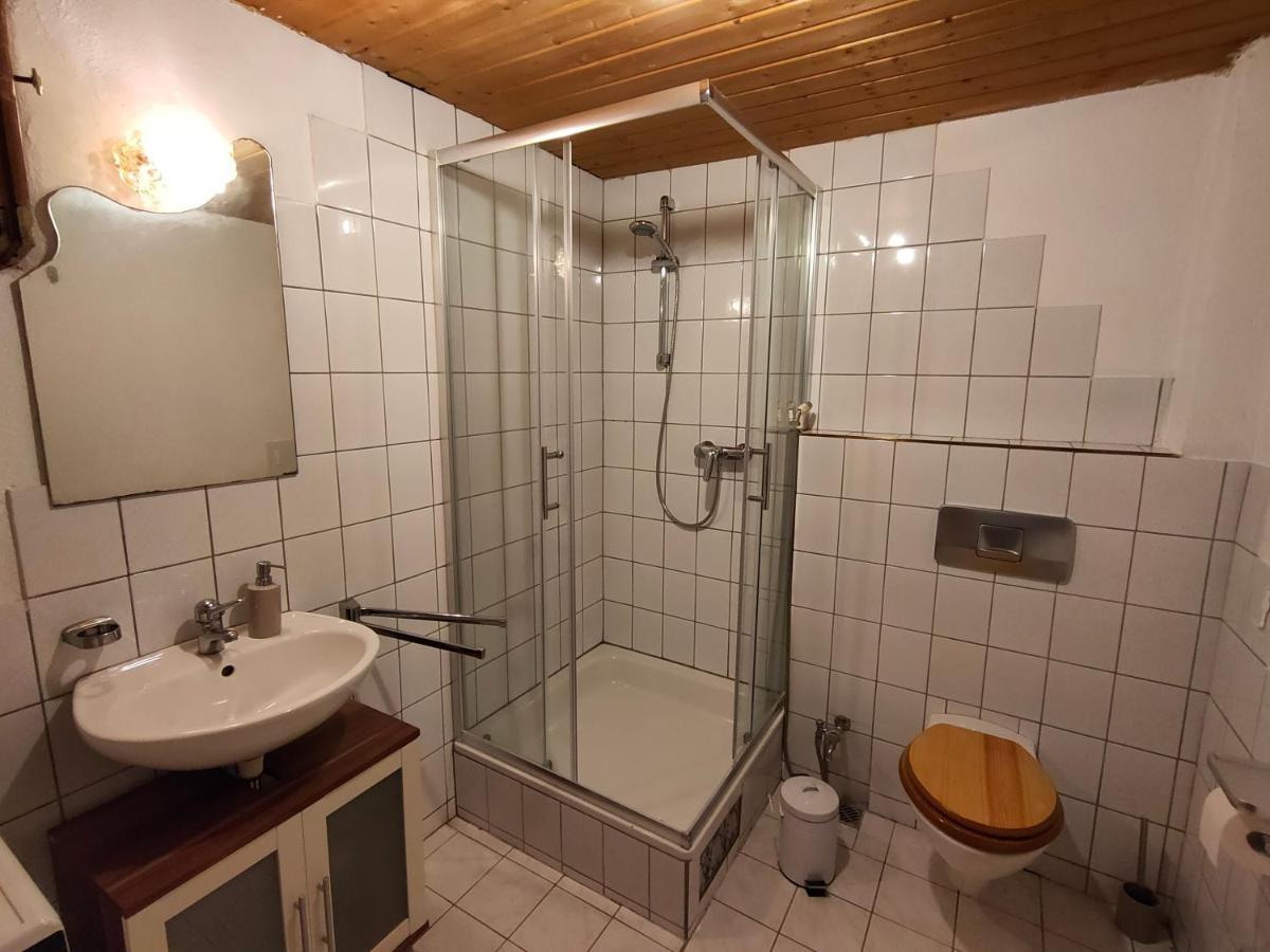 Gemuetliche Ferienwohnung Mit Kamin Und Garten Garmisch-Partenkirchen Exterior foto
